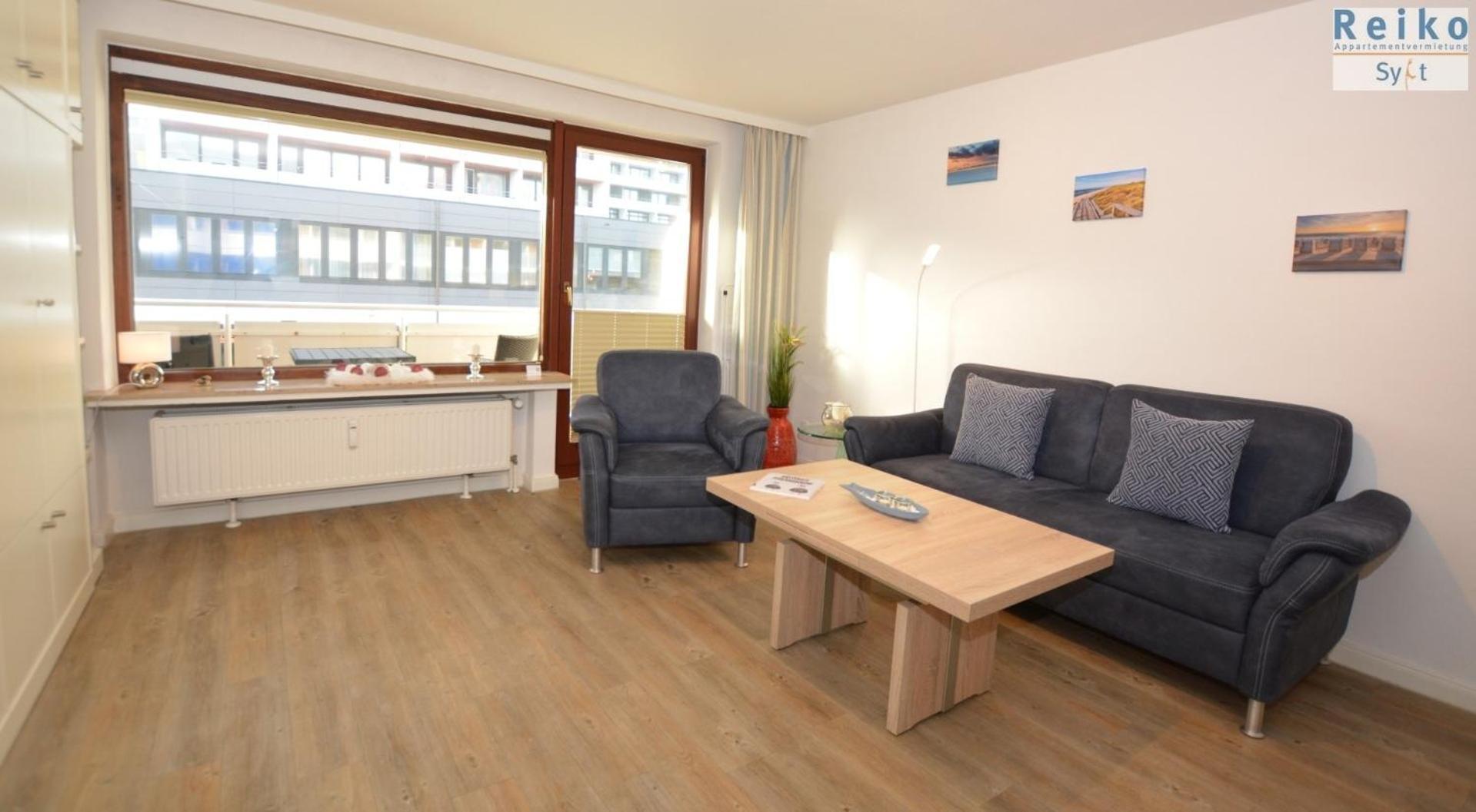 5-7, Moewe Apartment